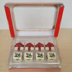 Pfaltzgraff Christmas Winterberry Collection Ceramic Mini Salt & Pepper Set/4